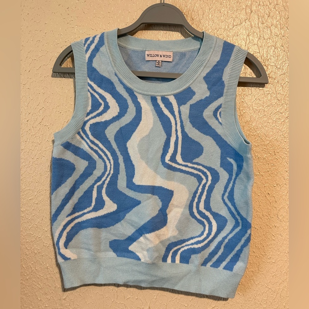 Willow & Wind Sweater Vest‎ Medium